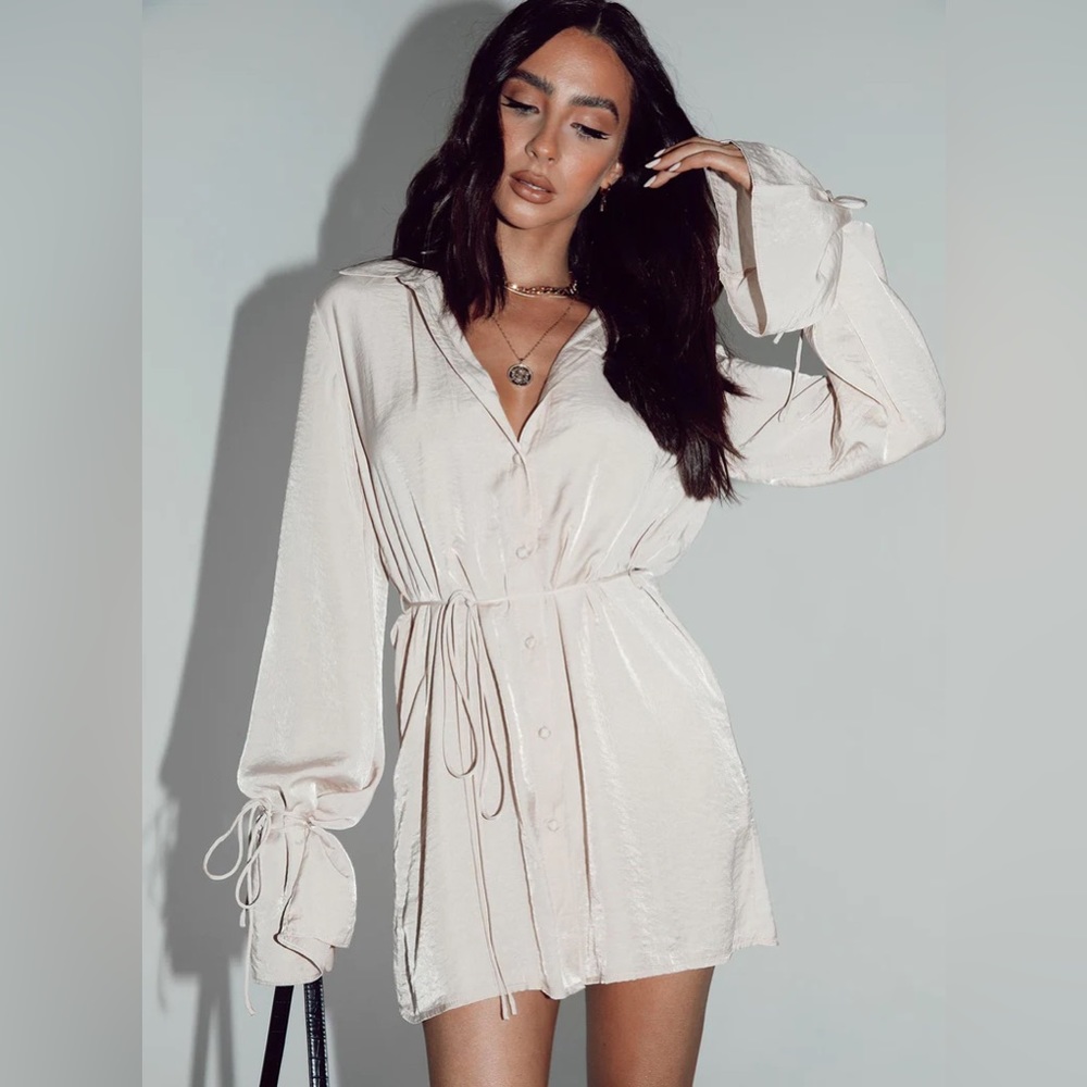 Forbidden Mini Dress Beige